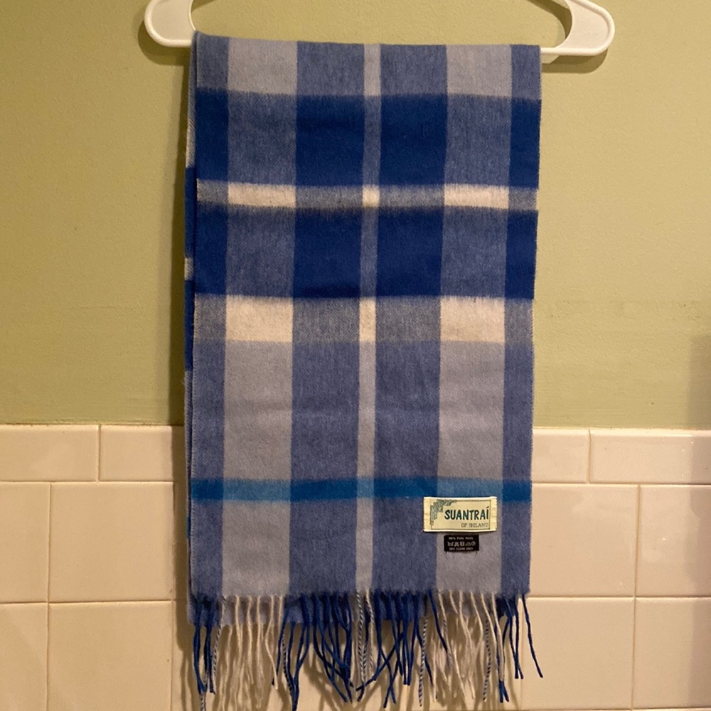 💙Suantrai Of Ireland 100% Wool Plaid Blue Multi Fringes Scarf